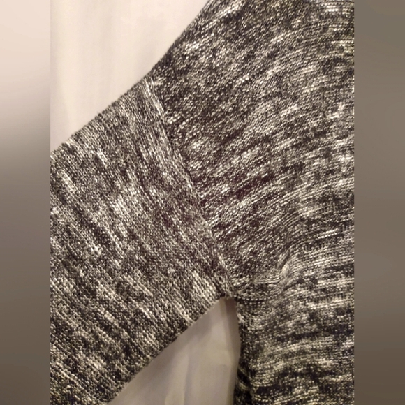 Sharp Verve Ami Faux Button Up White Shirt/B&W Sweater One Piece - Picture 5 of 6